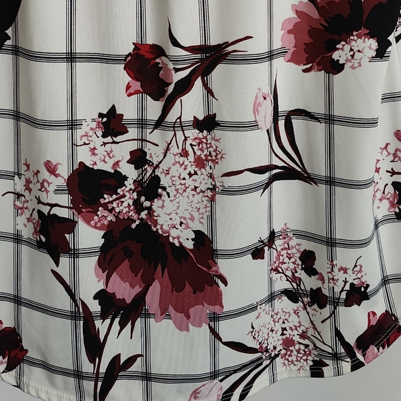 PerSeption Concept Women's Floral Blouse - Size M - Picture 6 of 6